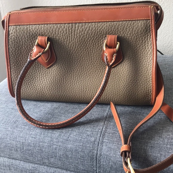 Immaculate Vintage Dooney & Bourke Leather Purse - Picture 4 of 8